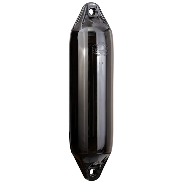 Polyform F6 fender monteret på båd i havn