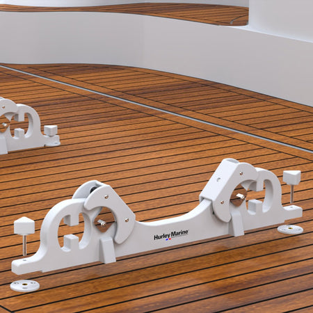 Bagfra billede af Hurley Davits Chocks, tydeliggør fastgørelsesdetaljer.