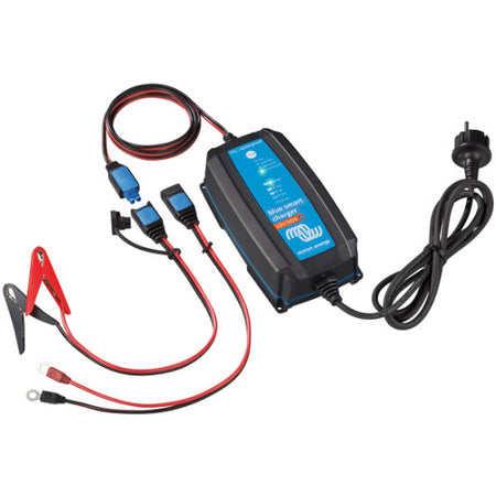 Victron Blue Smart lader 24V 5Amp set forfra med ledninger.