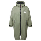 Gill, 5024 Aqua Parka jakke i grøn farve set foran.