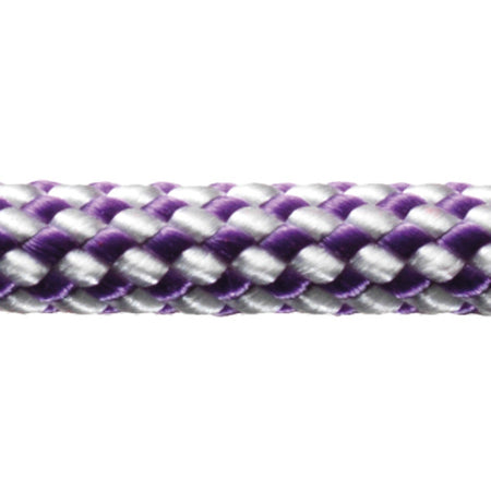 Robline Dinghy Control 4mm i hvid og lilla farve, 1 meter lang, præsenteret på en båd